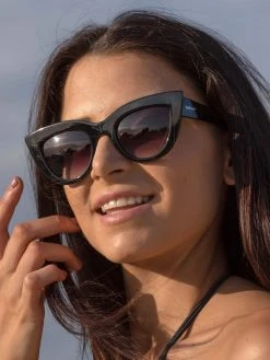 Dollboxx Chloe - Black Sunglasses -Swimwear Sales Store Chloe Black Sunglasses Sunglasses dollboxx 3 697fab0a 64a0 4a13 ac30 df8388fdd784