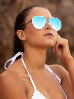 Dollboxx Encore - Blue Sunglasses -Swimwear Sales Store Encore Blue Sunglasses Sunglasses dollboxx 13 48422436 dac4 4c33 a760 9dddd6065e10
