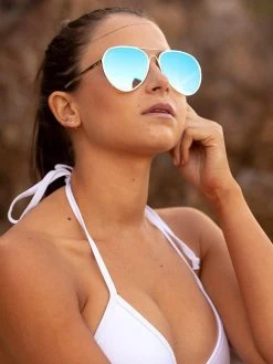 Dollboxx Encore - Blue Sunglasses -Swimwear Sales Store Encore Blue Sunglasses Sunglasses dollboxx 14 b7b9ee9f 5ff0 4175 ad68 948a855f8686