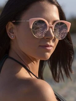 Dollboxx Harper - Pearly Pink Sunglasses 19 Dollboxx Harper - Pearly Pink Sunglasses -Swimwear Sales Store Harper Pearly Pink Sunglasses Sunglasses dollboxx 8 3e5e34c1 7314 4b6d 9490 414e3d2e9279