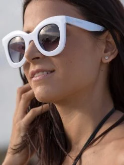Dollboxx Lucy - White Sunglasses -Swimwear Sales Store Lucy White Sunglasses Sunglasses dollboxx 3 b878322a 49e9 4df9 82e9 9b41c77c5b1c