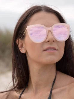 Dollboxx Madison - Pearly Pink Sunglasses -Swimwear Sales Store Madison Pearly Pink Sunglasses Sunglasses dollboxx 4 da4a3f0c 7fac 4683 a7c8 d9545e282095