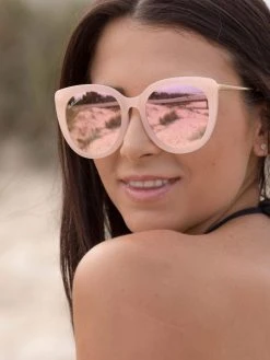 Dollboxx Madison - Pearly Pink Sunglasses -Swimwear Sales Store Madison Pearly Pink Sunglasses Sunglasses dollboxx 6 322ec2e5 34ed 42a6 9709 64ecd36581cb