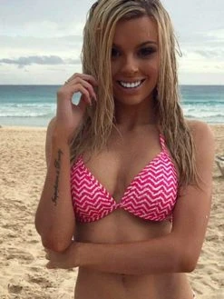 Dollboxx Mega Boost Bikini Top - Chevron Waves Pink -Swimwear Sales Store Mega Boost Bikini Top Chevron Waves Pink Swimwear dollboxx 3 d47ce70f fea8 4ac2 8653 f7462ad1ece0