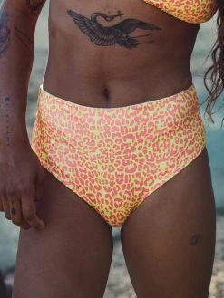 Dollboxx Mumba Seamless High Waisted Reversible Bikini Bottom - Savage -Swimwear Sales Store Mumba Seamless High Waisted Reversible Bikini Bottom Savage Swimwear dollboxx 25 222448df 7685 460d bf0b a20aa903678d