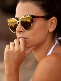 Dollboxx Slay - Green Gold / Marble Caramel Sunglasses -Swimwear Sales Store Slay Green Gold Marble Caramel Sunglasses Sunglasses dollboxx 20 ee3da3d9 2c1d 4db5 bd0c 80a7410fb02f