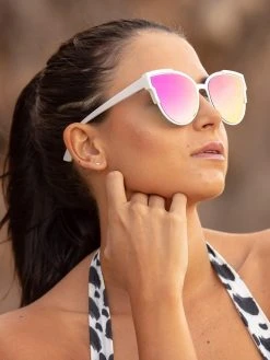 Dollboxx Slay White Luxe - Pink/Orange Sunglasses 36 Dollboxx Slay White Luxe - Pink/Orange Sunglasses -Swimwear Sales Store Slay White Luxe PinkOrange Sunglasses Sunglasses dollboxx 6 a3d4e2aa 259e 4241 8d4e 05be000b3784
