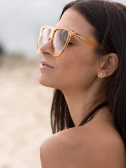 Dollboxx Stella - Clear Gold Sunglasses 21 Dollboxx Stella - Clear Gold Sunglasses -Swimwear Sales Store Stella Clear Gold Sunglasses Sunglasses dollboxx 7 140f2ba4 6d6f 4a09 a857 b2e0f5872bc5