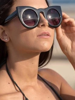 Dollboxx Tammy - Black Sunglasses -Swimwear Sales Store Tammy Black Sunglasses Sunglasses dollboxx 10 15c07ac4 044c 4322 9f00 8d63492193e9