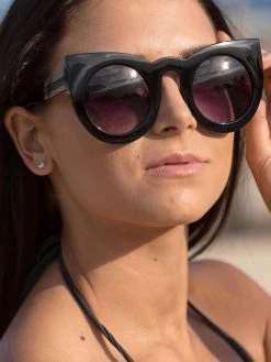Dollboxx Tammy - Black Sunglasses -Swimwear Sales Store Tammy Black Sunglasses Sunglasses dollboxx 14 ab1f4ce7 6be5 44d6 933f e5e3d51d4d97