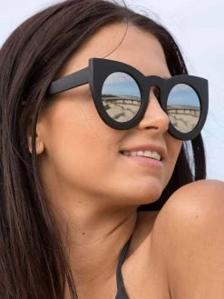 Dollboxx Tammy - Silver Black Sunglasses 28 Dollboxx Tammy - Silver Black Sunglasses -Swimwear Sales Store Tammy Silver Black Sunglasses Sunglasses dollboxx 11 86a10f1d 23f7 4100 8cbf aa2d27891109