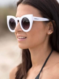 Dollboxx Tammy - White Sunglasses -Swimwear Sales Store Tammy White Sunglasses Sunglasses dollboxx 13 4a77e3b1 69fa 44df 8805 bc8f42b3f936